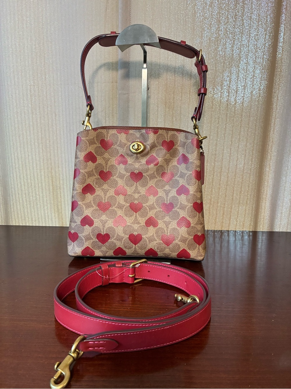 Coach Willow Signature Heart Bucket Bag